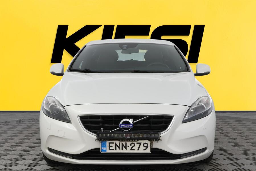 Volvo V40 vaihtoauto