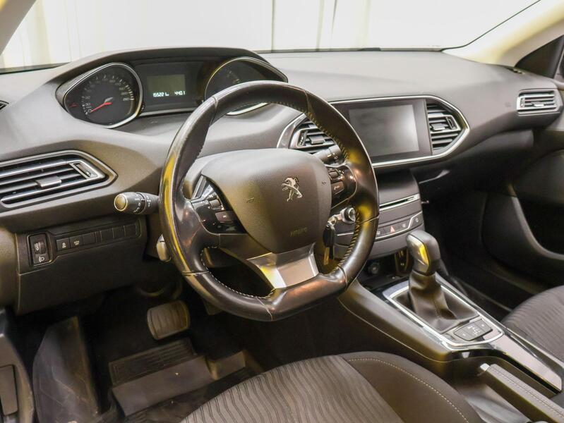 Peugeot 308 vaihtoauto