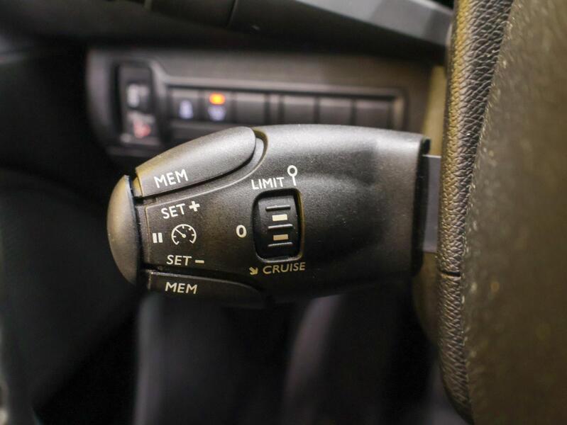 Peugeot 308 vaihtoauto