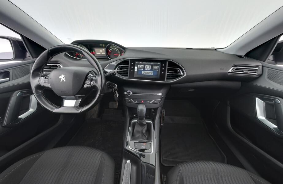 Peugeot 308 vaihtoauto
