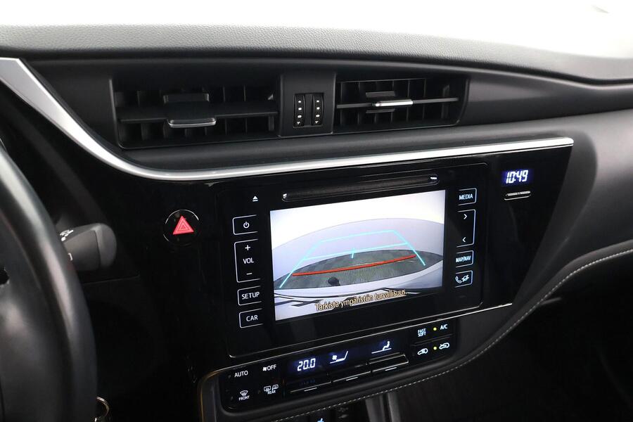 Toyota Auris vaihtoauto