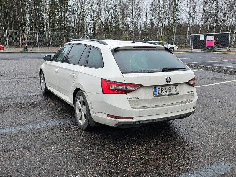 Skoda Superb vaihtoauto