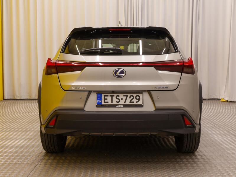 Lexus UX vaihtoauto