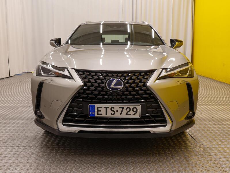 Lexus UX vaihtoauto