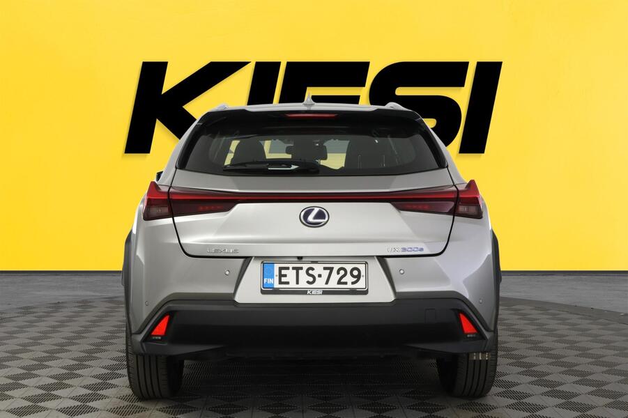 Lexus UX vaihtoauto