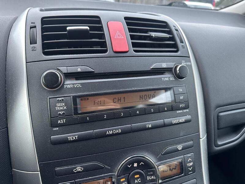 Toyota Auris vaihtoauto