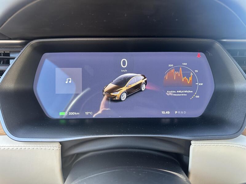 Tesla Model X vaihtoauto