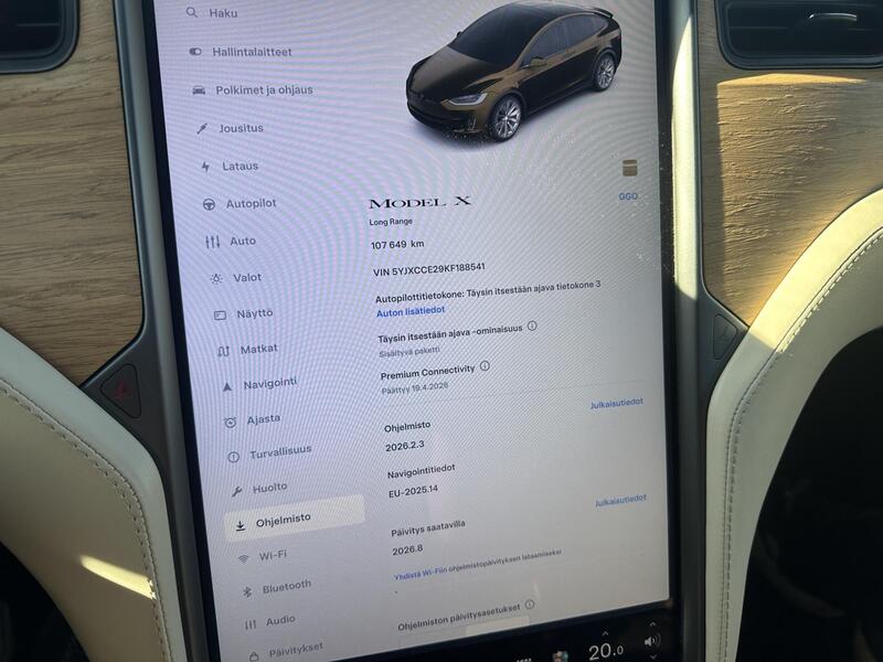Tesla Model X vaihtoauto