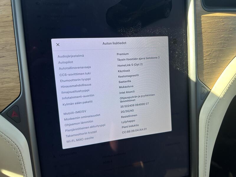 Tesla Model X vaihtoauto