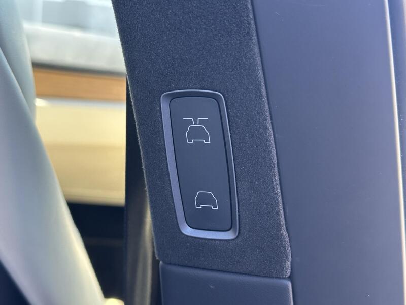 Tesla Model X vaihtoauto