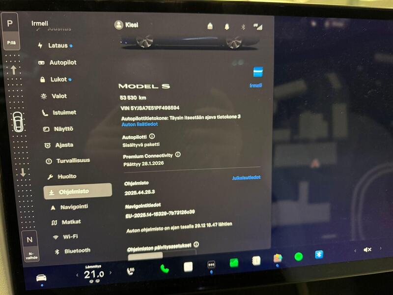 Tesla Model S vaihtoauto