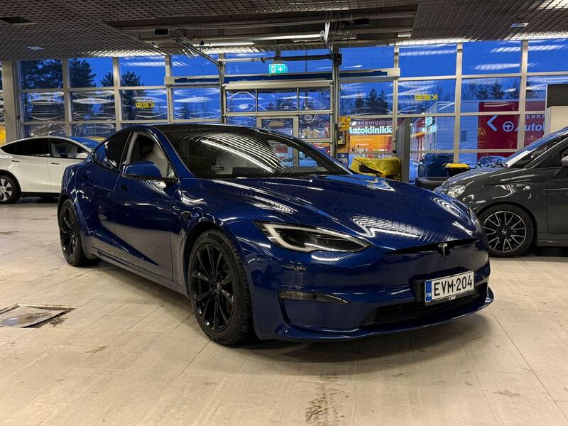 Tesla Model S vaihtoauto