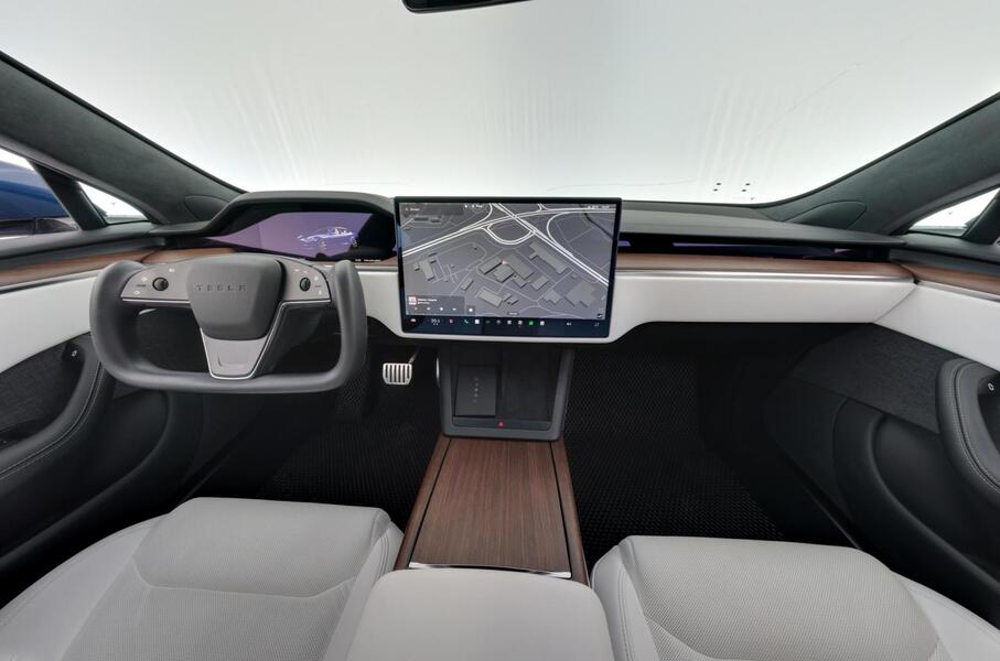 Tesla Model S vaihtoauto