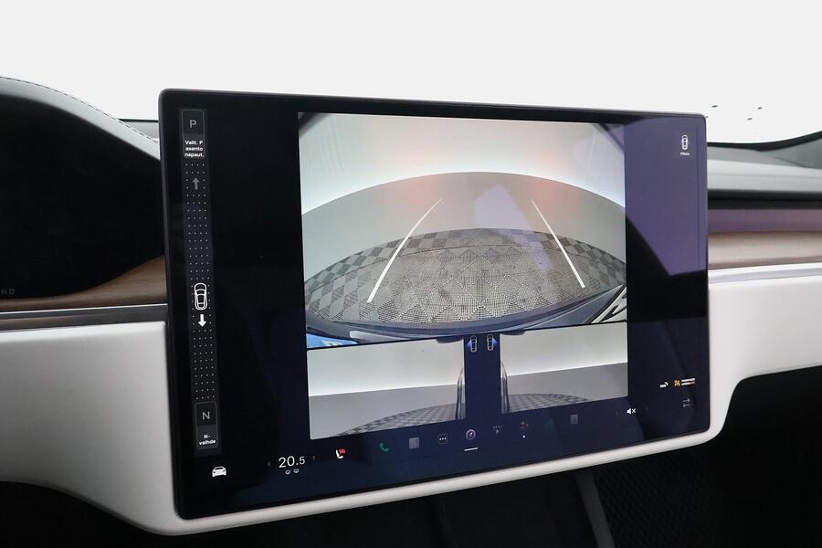 Tesla Model S vaihtoauto