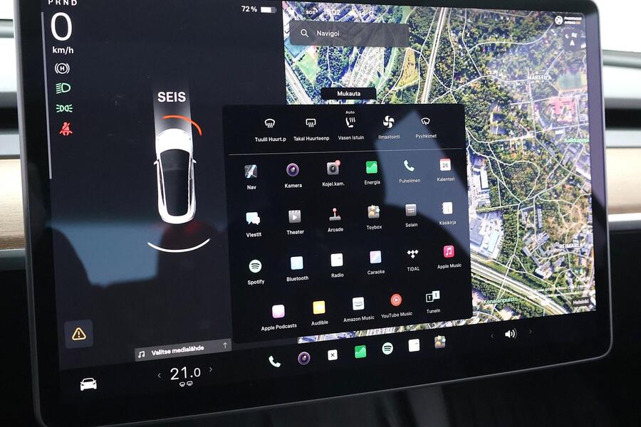 Tesla Model 3 vaihtoauto