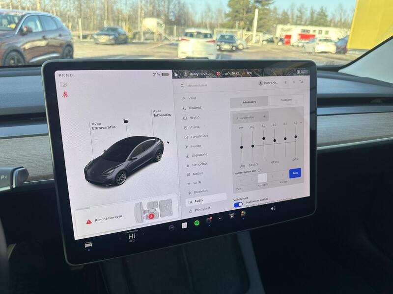 Tesla Model 3 vaihtoauto