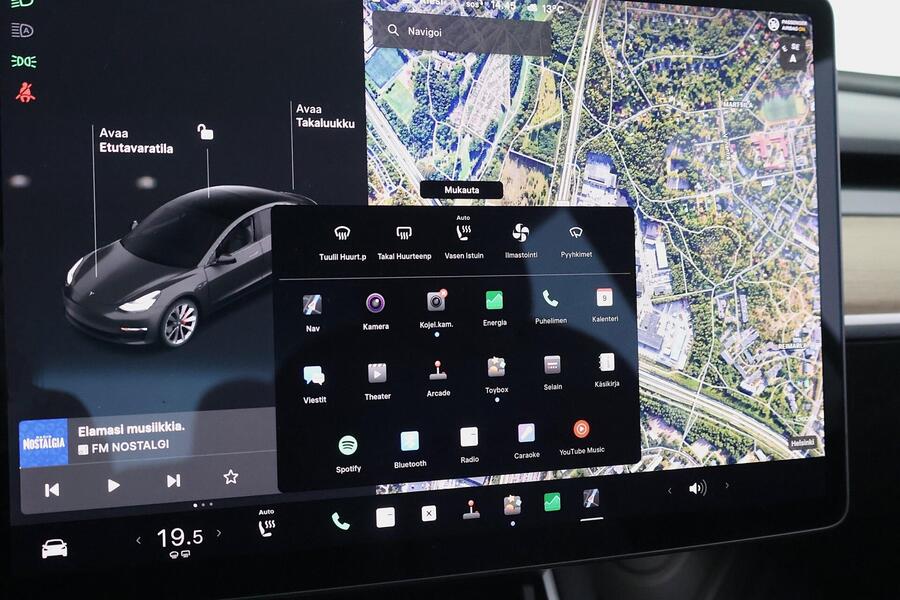 Tesla Model 3 vaihtoauto