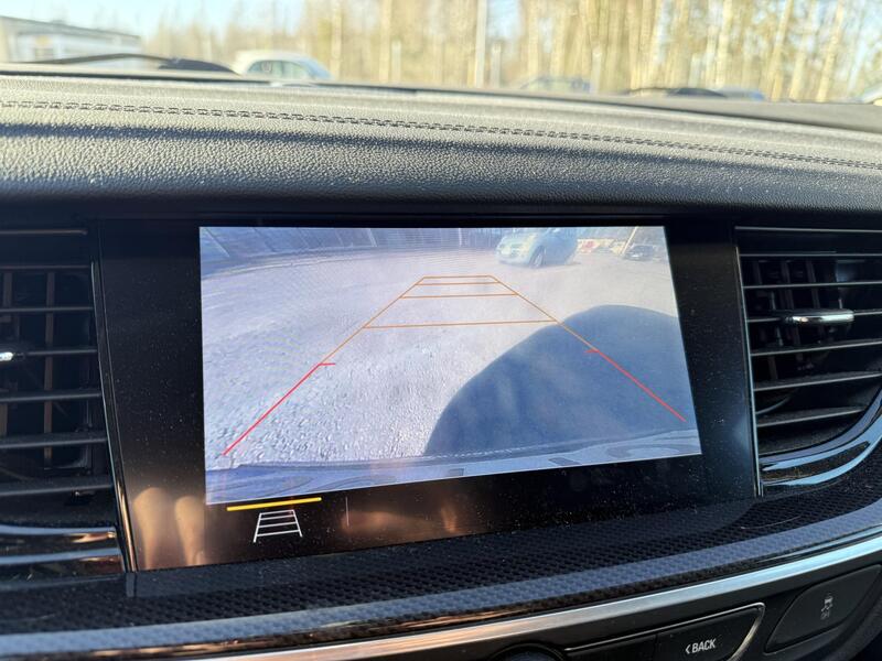 Opel Insignia vaihtoauto