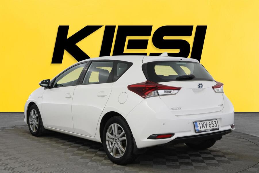 Toyota Auris vaihtoauto