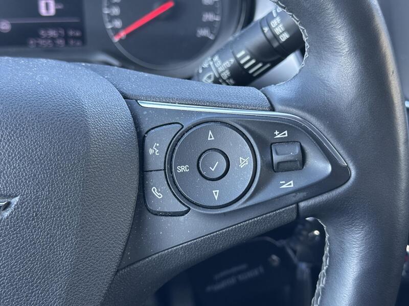 Opel Crossland X vaihtoauto