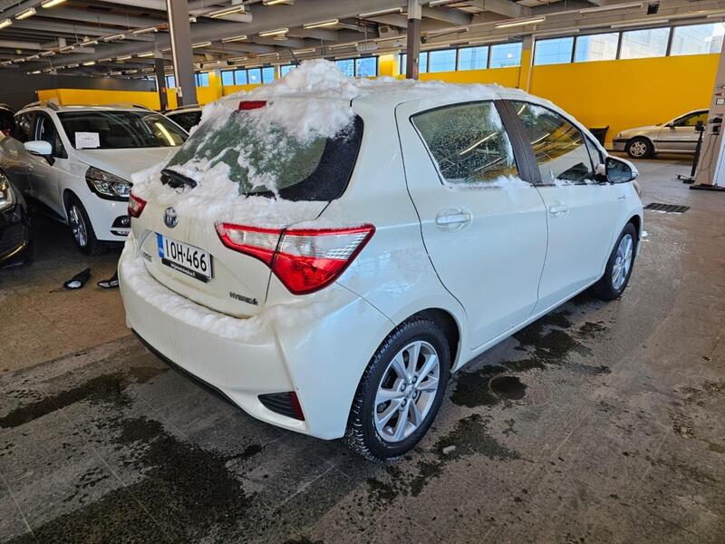 Toyota Yaris vaihtoauto