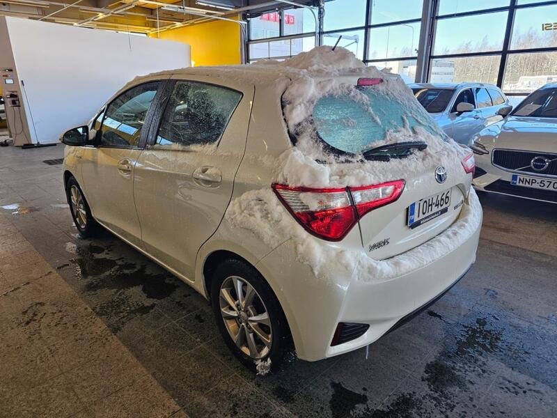 Toyota Yaris vaihtoauto