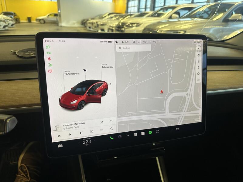 Tesla Model 3 vaihtoauto