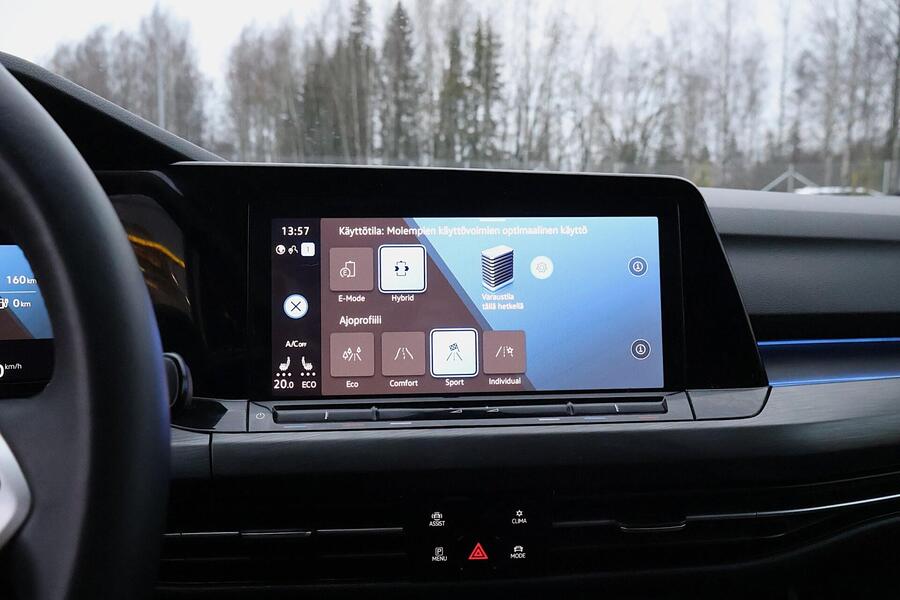 Volkswagen Golf vaihtoauto