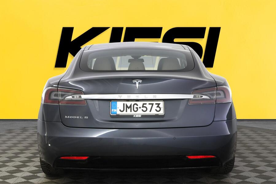 Tesla Model S vaihtoauto