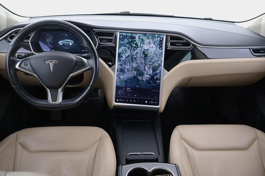 Tesla Model S vaihtoauto