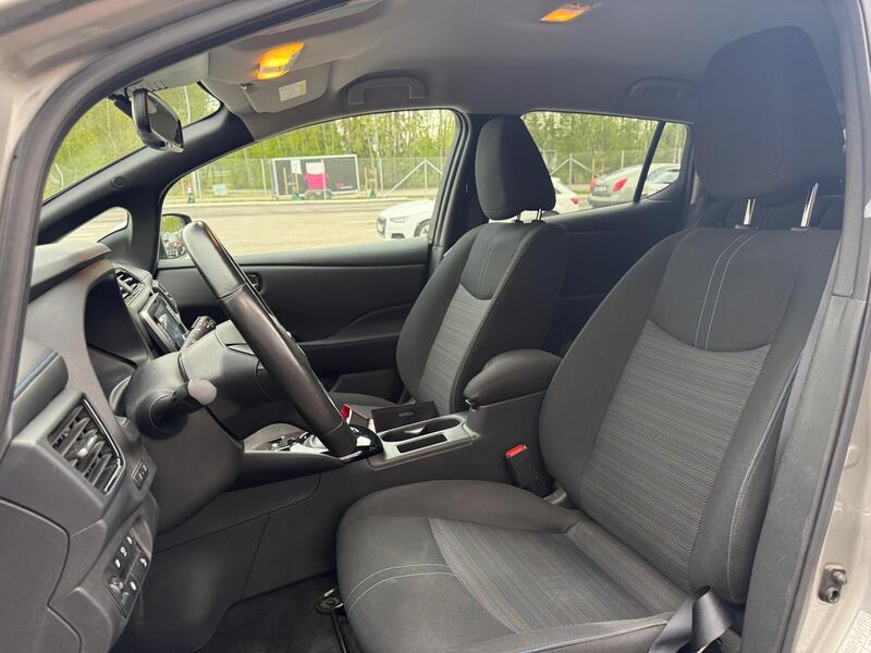 Nissan Leaf vaihtoauto