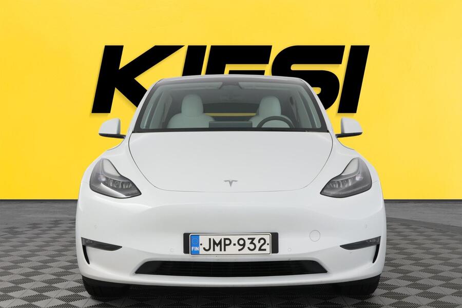 Tesla Model Y vaihtoauto