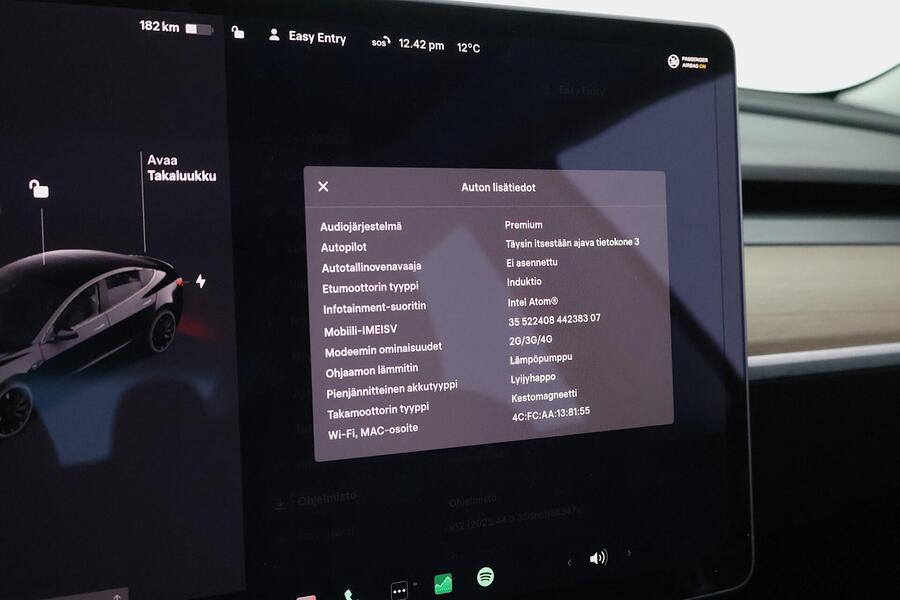 Tesla Model 3 vaihtoauto
