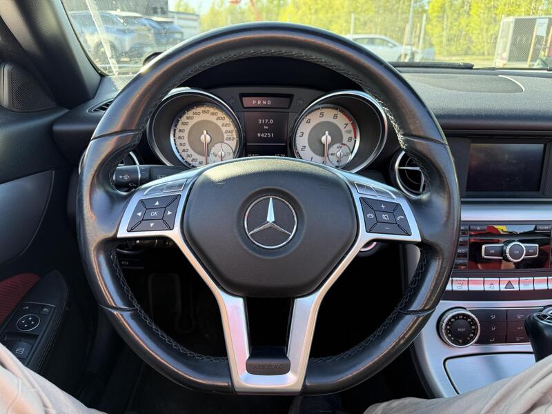 Mercedes-Benz SLK vaihtoauto