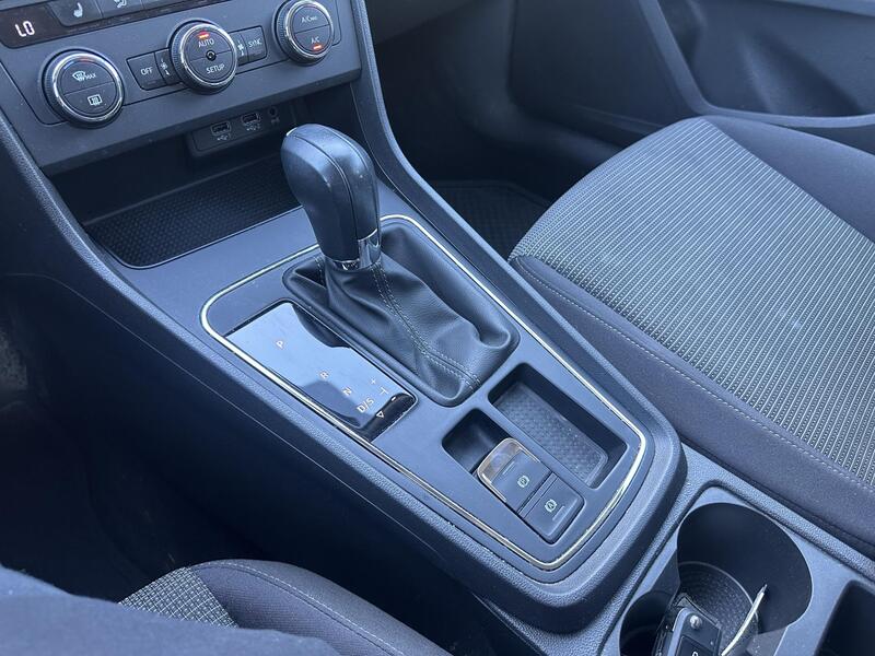SEAT Leon ST vaihtoauto