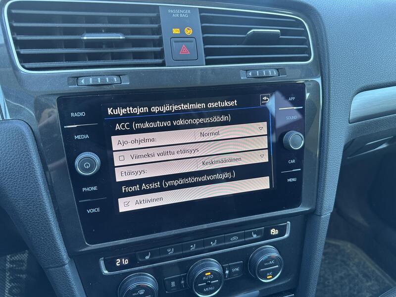 Volkswagen Golf vaihtoauto