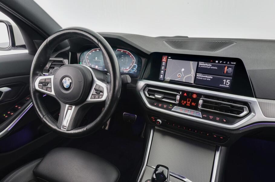 BMW 330 vaihtoauto