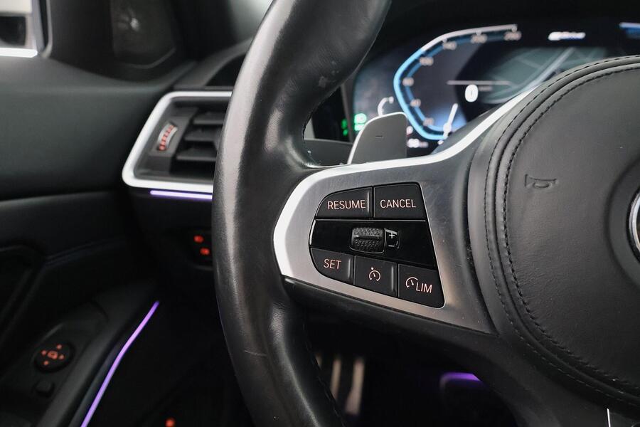 BMW 330 vaihtoauto