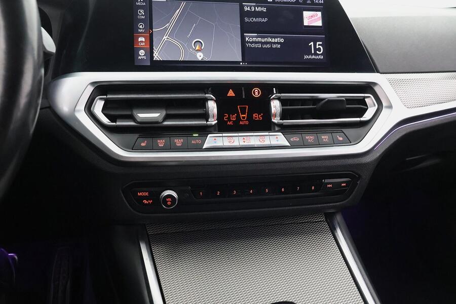 BMW 330 vaihtoauto