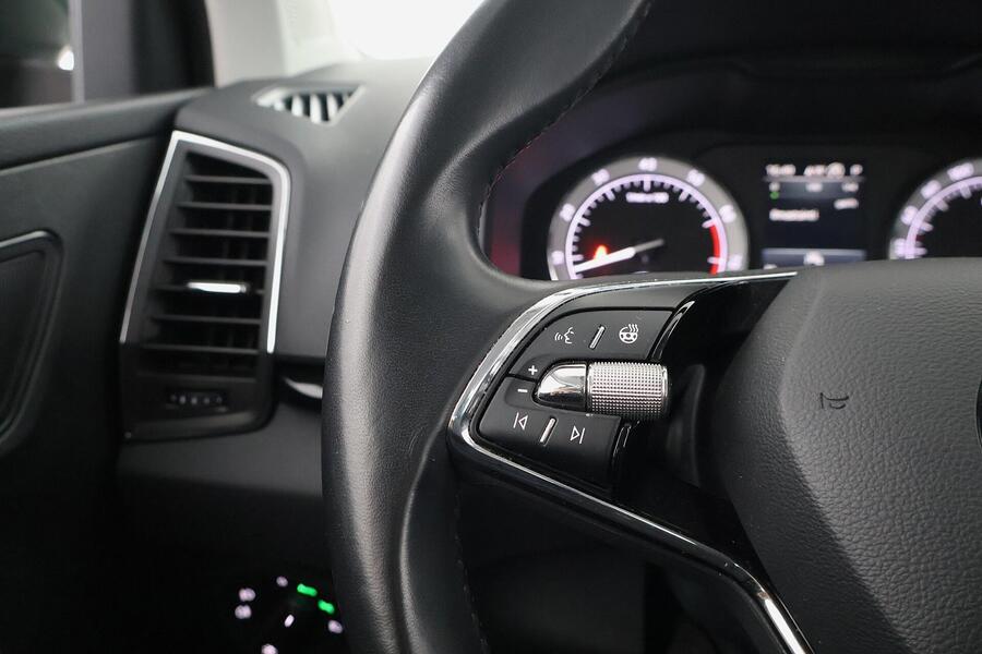 Skoda Karoq vaihtoauto