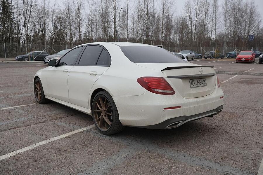 Mercedes-Benz E vaihtoauto