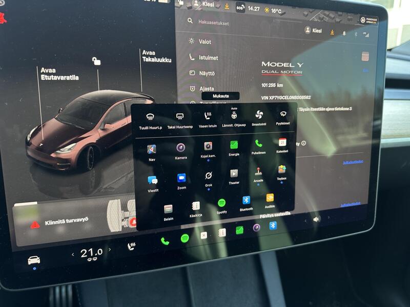 Tesla Model Y vaihtoauto