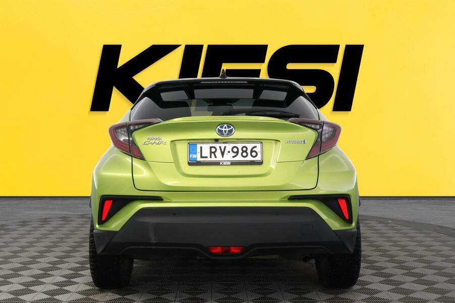 Toyota C-HR vaihtoauto