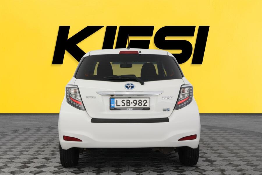 Toyota Yaris vaihtoauto