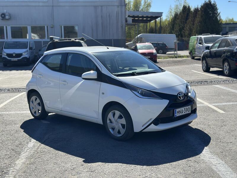 Toyota AYGO vaihtoauto
