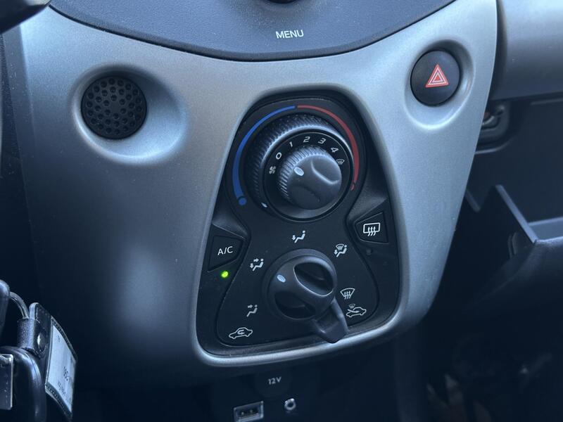 Toyota AYGO vaihtoauto