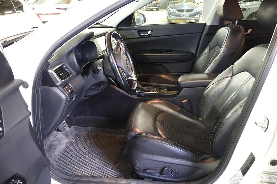 Kia Optima vaihtoauto