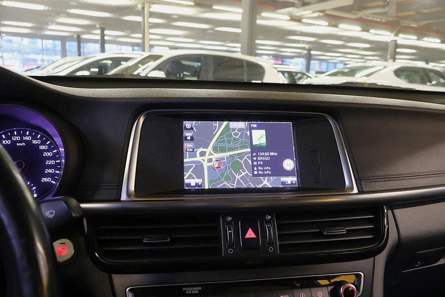 Kia Optima vaihtoauto