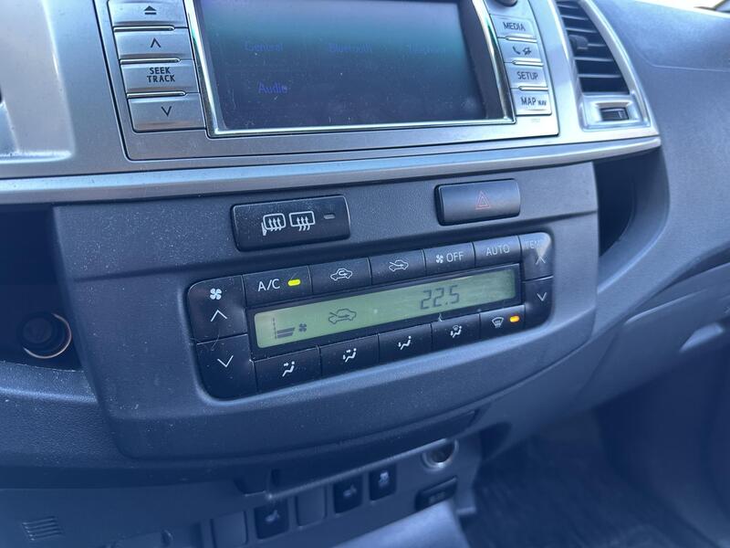 Toyota Hilux vaihtoauto