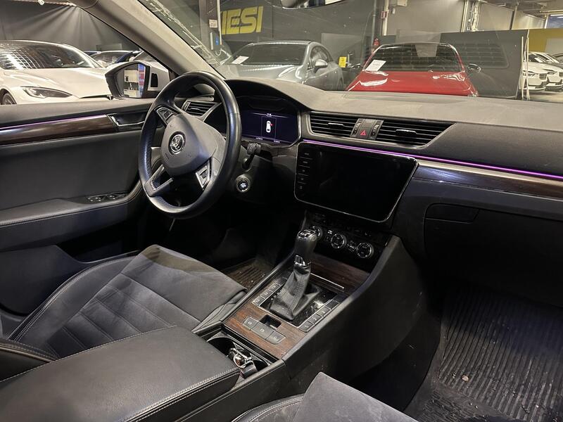 Skoda Superb vaihtoauto